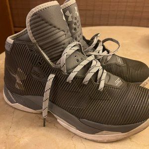 Under Armour Curry 2.5s Basketball Shoes Size 9